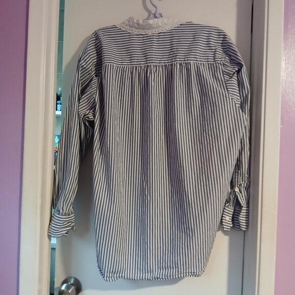 GAP X Doen Cotton Eyelet Collar Big Shirt Size Medium - Picture 6 of 11